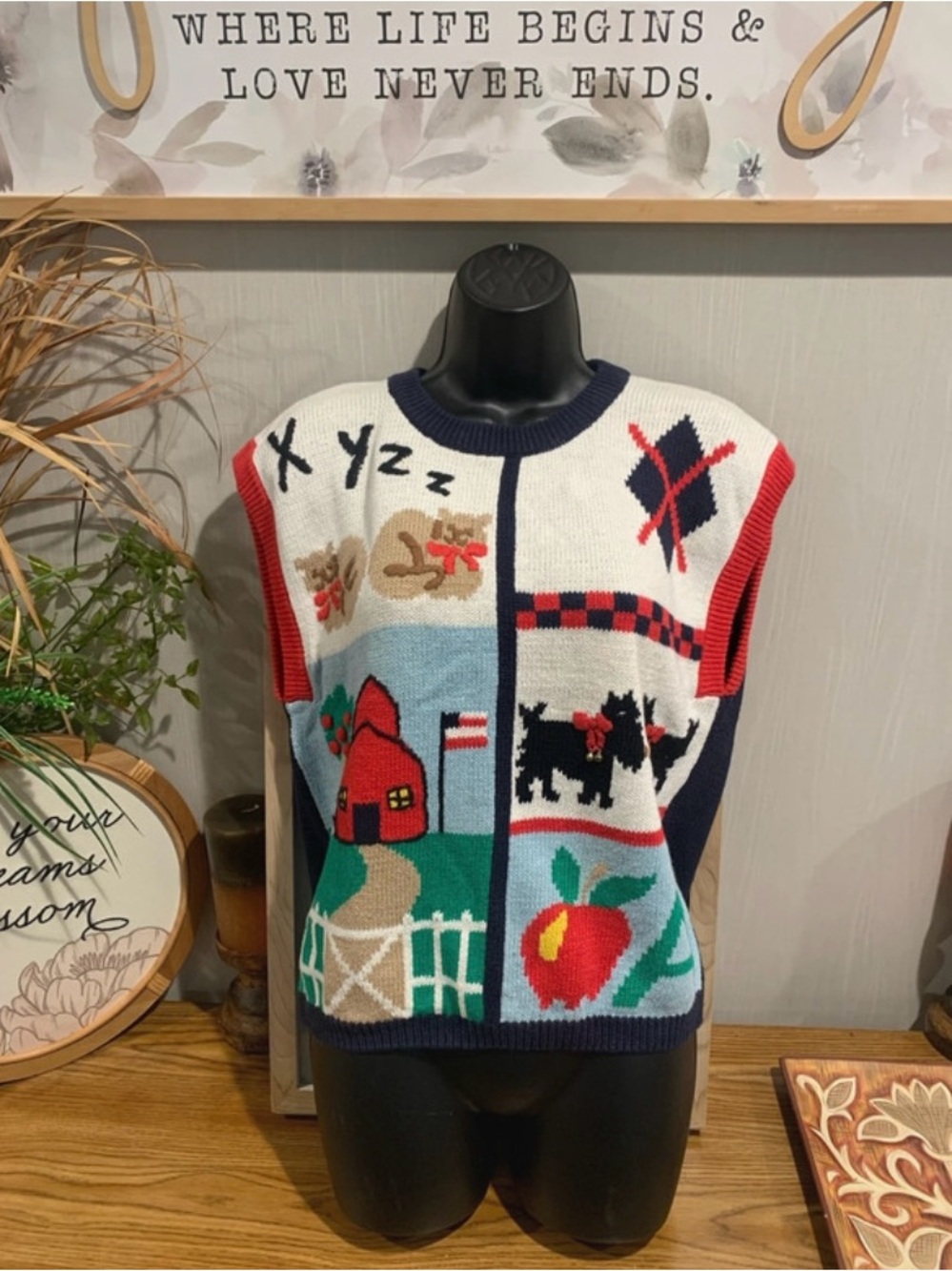 That's Me Colorblock Novelty Knit Sweater Vest - White, Navy & Red